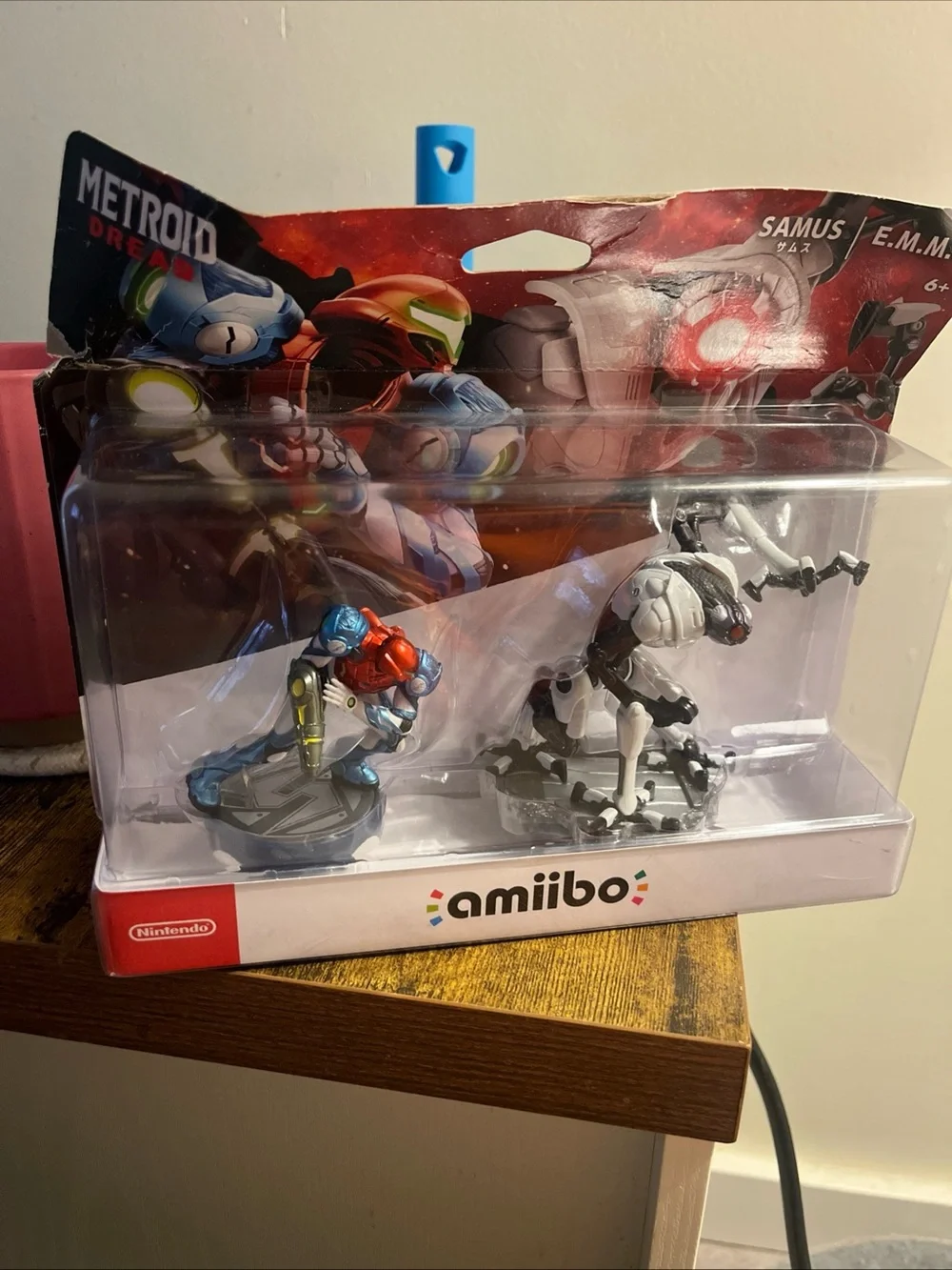 Nintendo Metroid Dread Samus & E.M.M.I. Amiibo 2-Pack - Blue, Red, White